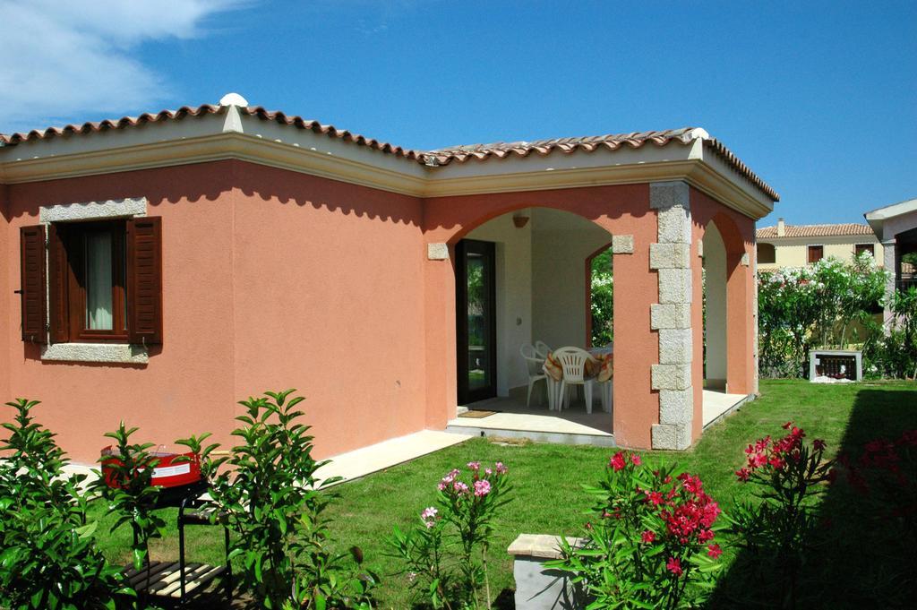 Holiday Homes Stella Marina San Teodoro  Habitación foto
